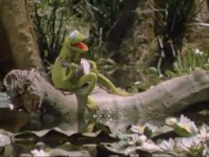 Kermit sings a song of hope, filling the hearts of Aventinus coming into the Winter 2014 season